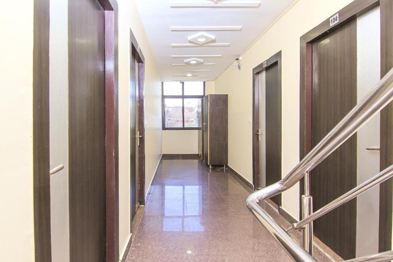 Oyo 8883 Hotel Comfort Zone Lucknow Ngoại thất bức ảnh
